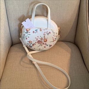 NWT, LC Lauren Round, Crossbody 
Bag,